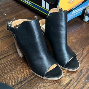 Dolce Vita Black Open-Toe Block Heel Booties